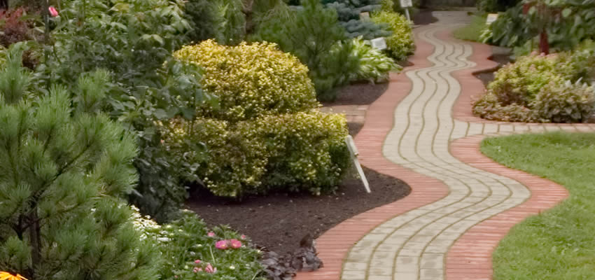 The Benefits of a Paver Sidewalk